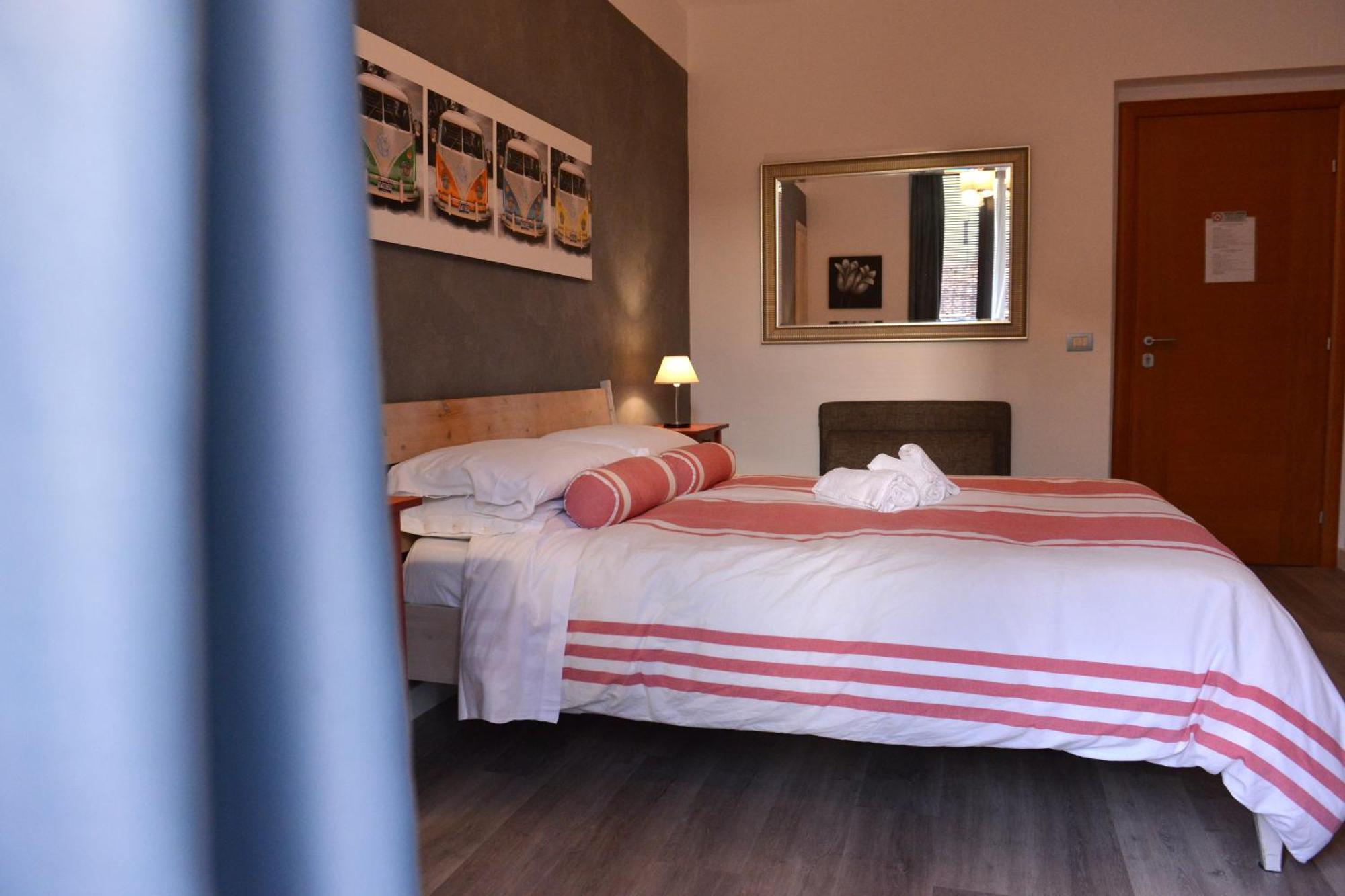カターニア Residenza Del Turista Bed & Breakfast エクステリア 写真