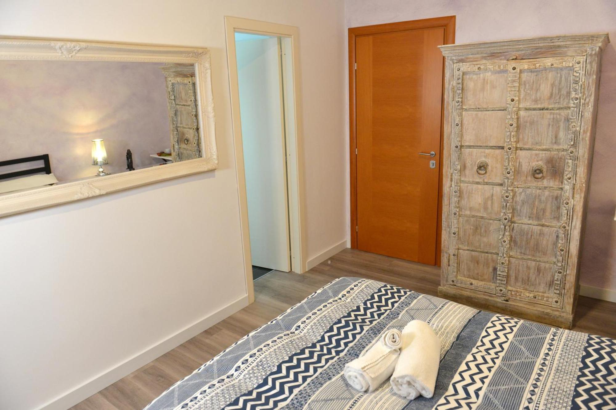 カターニア Residenza Del Turista Bed & Breakfast エクステリア 写真