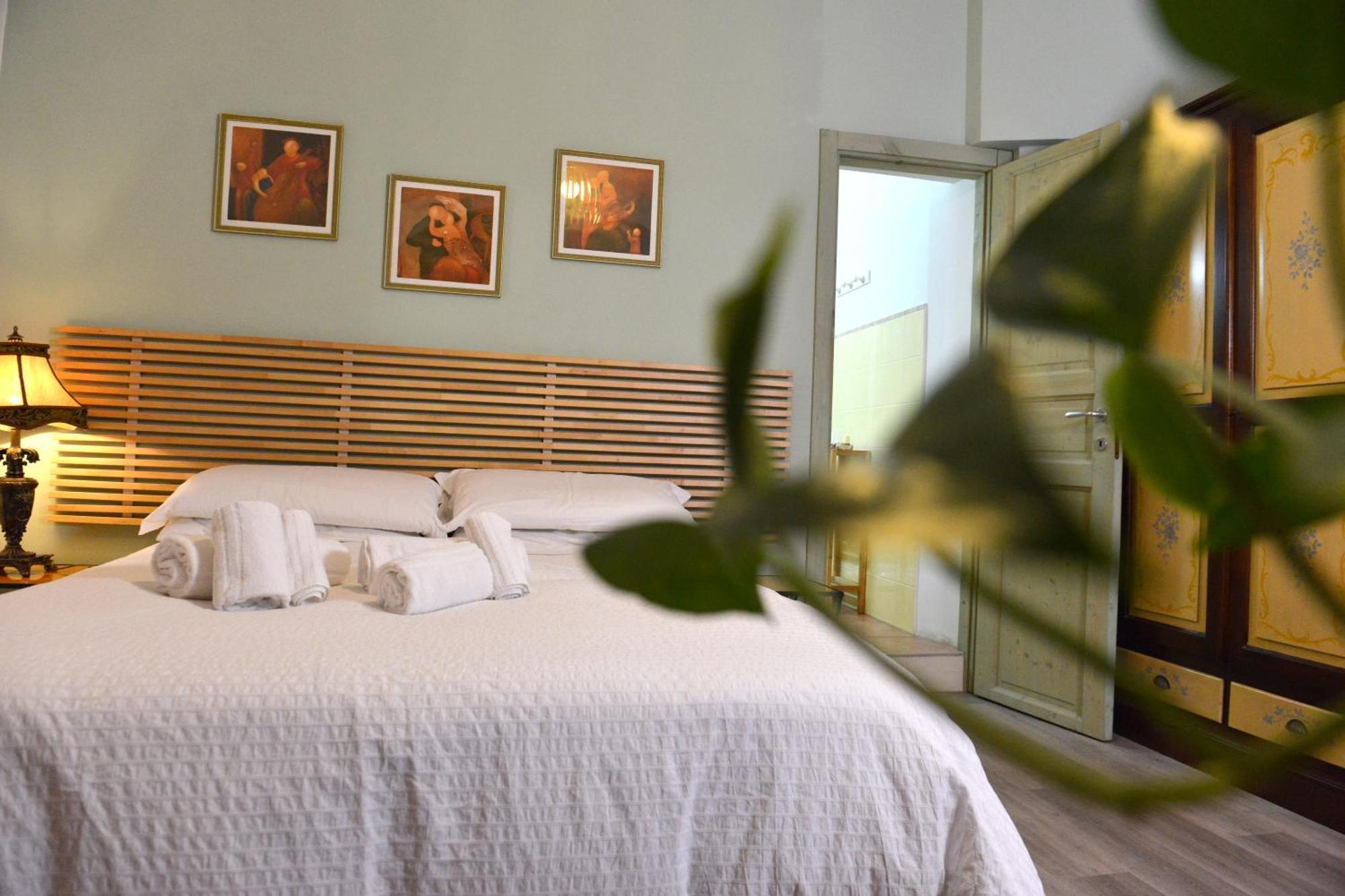 カターニア Residenza Del Turista Bed & Breakfast エクステリア 写真