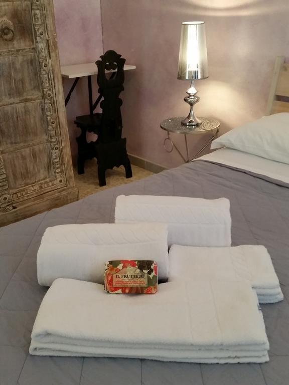 カターニア Residenza Del Turista Bed & Breakfast エクステリア 写真